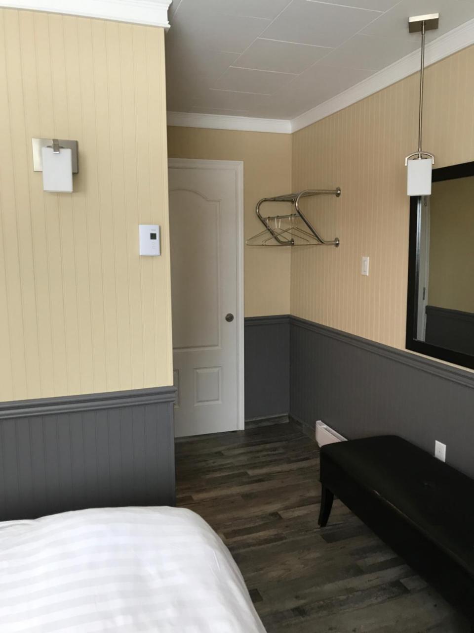 Oreland Motel Flin Flon Eksteriør billede